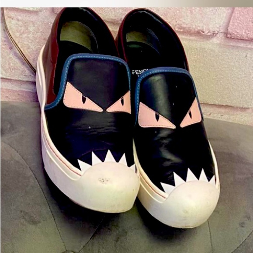 Woman Fendi sneakers size 35